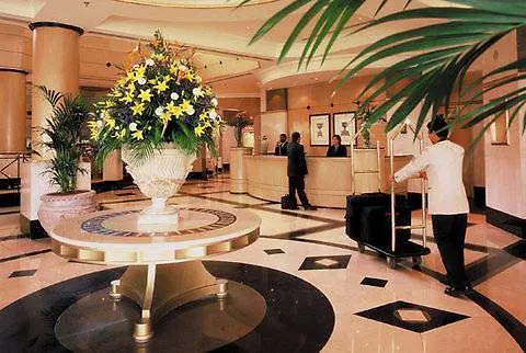**** Hotel Le Meridien Fairway Dubái Emiratos Árabes Unidos